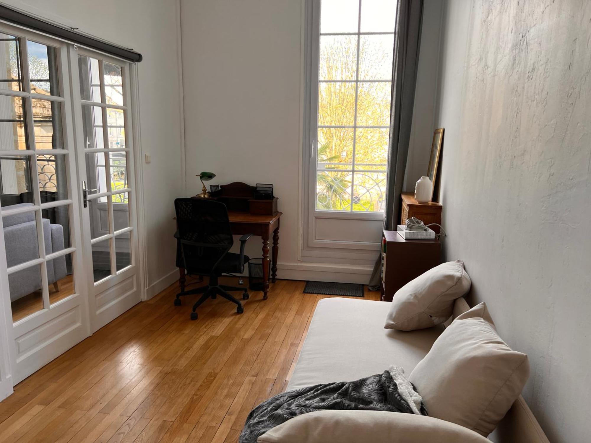 La Colbertine - Charming Apartment In Place Colbert Rochefort  Exterior photo